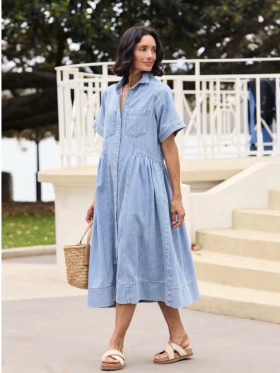 MAYE Dresses & Skirts - MAYE Montana Denim Shirtdress Size Large Light Flowy Cottage